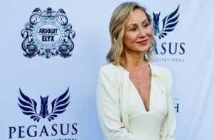 Stronach family members settle management lawsuit out of court