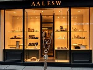 Alexandra Lamy Can't Resist This Parisian Jewelry Brand That Influencers Are Obsessed With