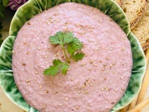 Try This Trendy Red Cabbage Hummus Recipe!
